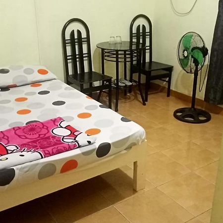 Belen Favila Transient Rooms Near Airport Terminal 3 Манила Экстерьер фото